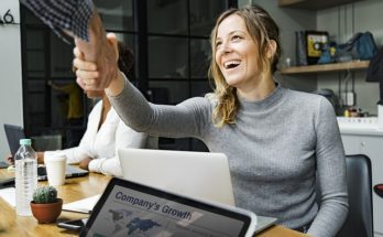 beradaptasi di kantor baru